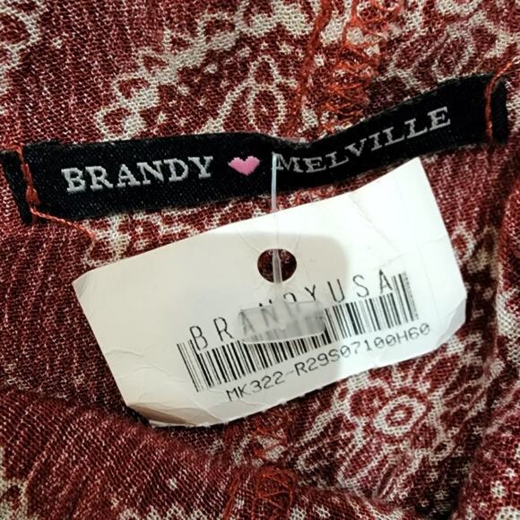 Brandy Melville Romper Women XS to S Maroon Red Medallion Pattern Back Cutouts - Picture 5 of 7